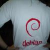  El modelo con el logo de Debian es el que se está por agotar.
